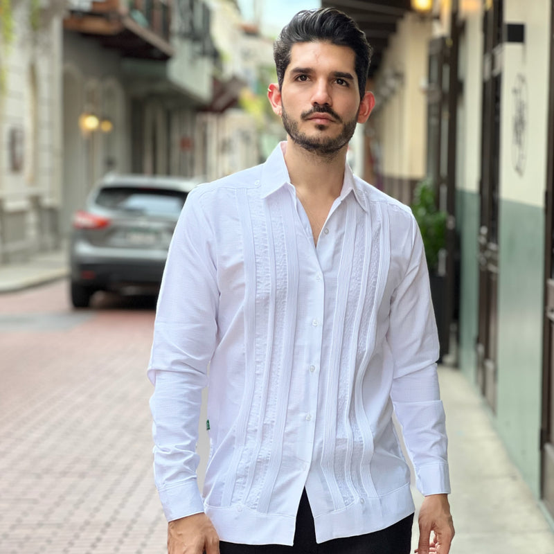 GUAYABERA CLÁSICA