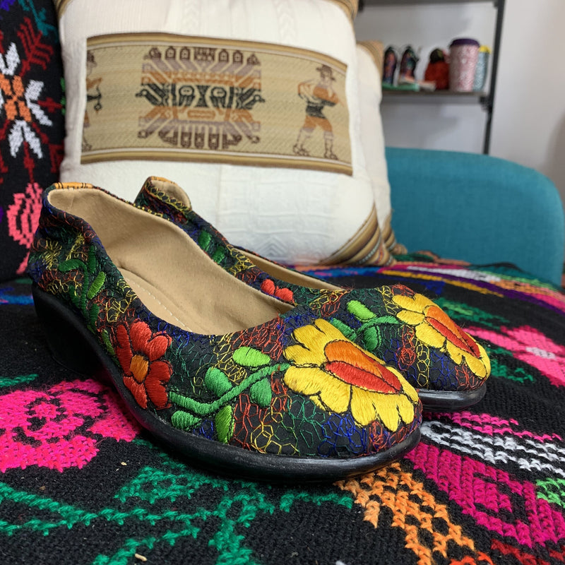 FLORAL WEDGES SANDALS