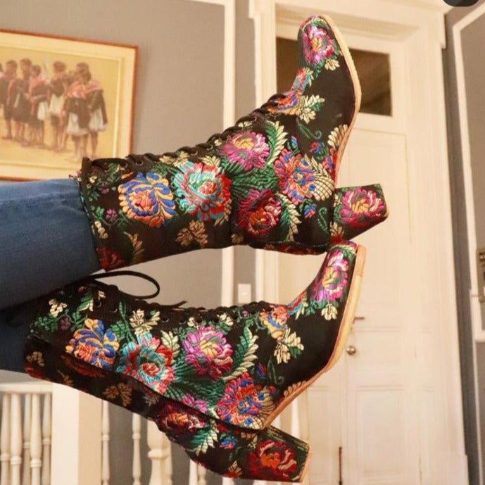 ADELITA CONDESA BOOTS