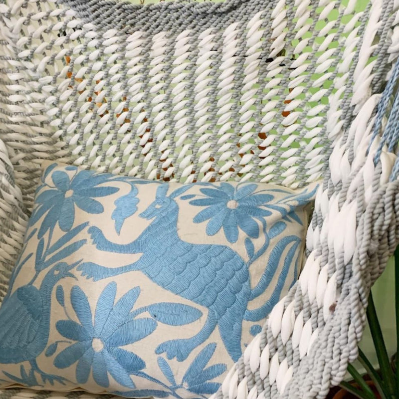 HANGING CHAIR